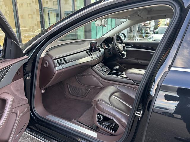 A8 4.0TFSIクワトロ サンルーフ 茶革シート シートベンチレーション マッサージシート リアエンターテイメント 純正ナビ フルセグTV 360カメラ クリアランスソナー オートトランク LEDライト 2列目リクライニング(43枚目)