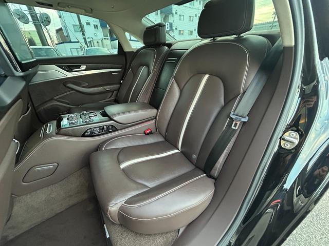 A8 4.0TFSIクワトロ サンルーフ 茶革シート シートベンチレーション マッサージシート リアエンターテイメント 純正ナビ フルセグTV 360カメラ クリアランスソナー オートトランク LEDライト 2列目リクライニング(50枚目)