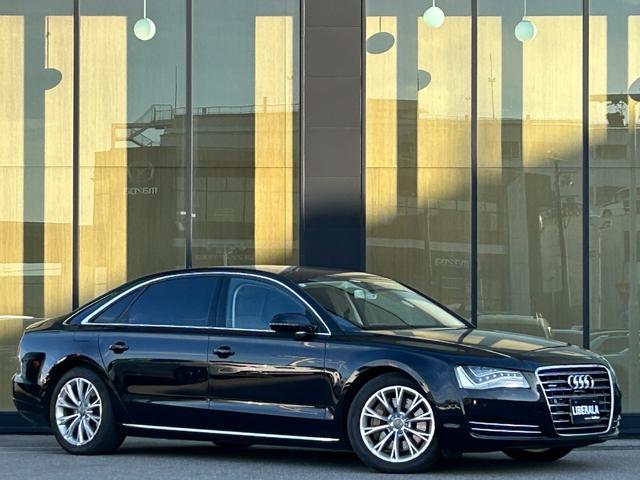 A8 4.0TFSIクワトロ サンルーフ 茶革シート シートベンチレーション マッサージシート リアエンターテイメント 純正ナビ フルセグTV 360カメラ クリアランスソナー オートトランク LEDライト 2列目リクライニング(54枚目)