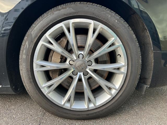 A8 4.0TFSIクワトロ サンルーフ 茶革シート シートベンチレーション マッサージシート リアエンターテイメント 純正ナビ フルセグTV 360カメラ クリアランスソナー オートトランク LEDライト 2列目リクライニング(63枚目)