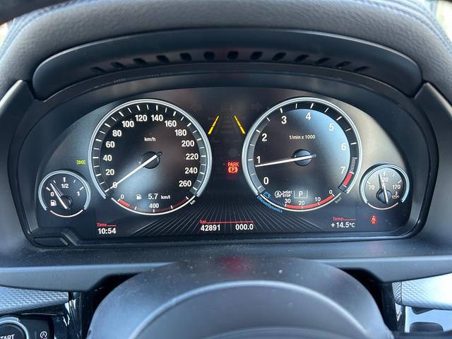 X6 xDrive 35i Mスポーツ セレクトパッケージ サンルーフ 黒革シート シートヒーター ソフトクローズドドア 衝突軽減ブレーキ アダプティブクルーズコントロール ブラインドスポットモニター 純正ナビ フルセグTV 360カメラ(11枚目)