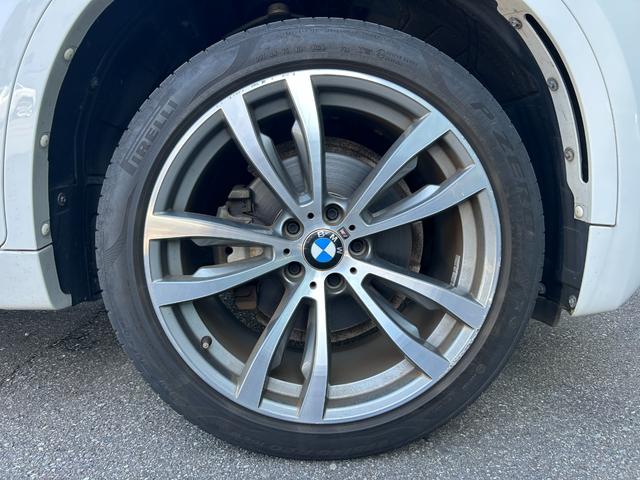 X6 xDrive 35i Mスポーツ セレクトパッケージ サンルーフ 黒革シート シートヒーター ソフトクローズドドア 衝突軽減ブレーキ アダプティブクルーズコントロール ブラインドスポットモニター 純正ナビ フルセグTV 360カメラ(60枚目)
