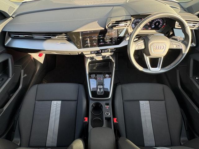 A3 スポーツバック 1stエディション 衝突軽減ブレーキ アダプティブクルーズコントロール 純正ナビTV AppleCarPlay バックカメラ クリアランスソナー LEDヘッドライト オートハイビーム アイドリングストップ シートヒーター(4枚目)