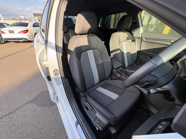 A3 スポーツバック 1stエディション 衝突軽減ブレーキ アダプティブクルーズコントロール 純正ナビTV AppleCarPlay バックカメラ クリアランスソナー LEDヘッドライト オートハイビーム アイドリングストップ シートヒーター(9枚目)