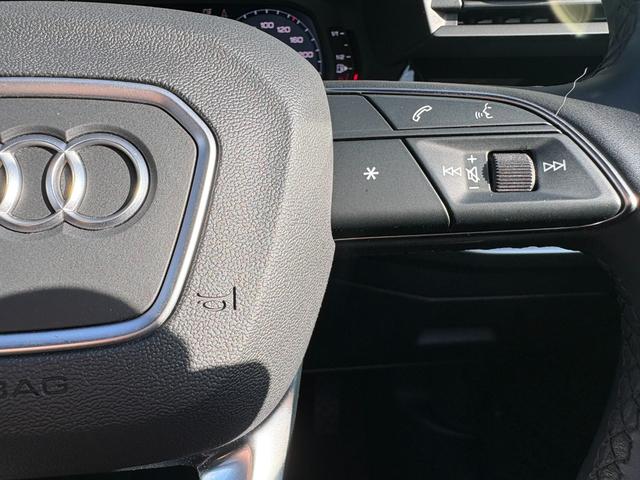 A3 スポーツバック 1stエディション 衝突軽減ブレーキ アダプティブクルーズコントロール 純正ナビTV AppleCarPlay バックカメラ クリアランスソナー LEDヘッドライト オートハイビーム アイドリングストップ シートヒーター(13枚目)