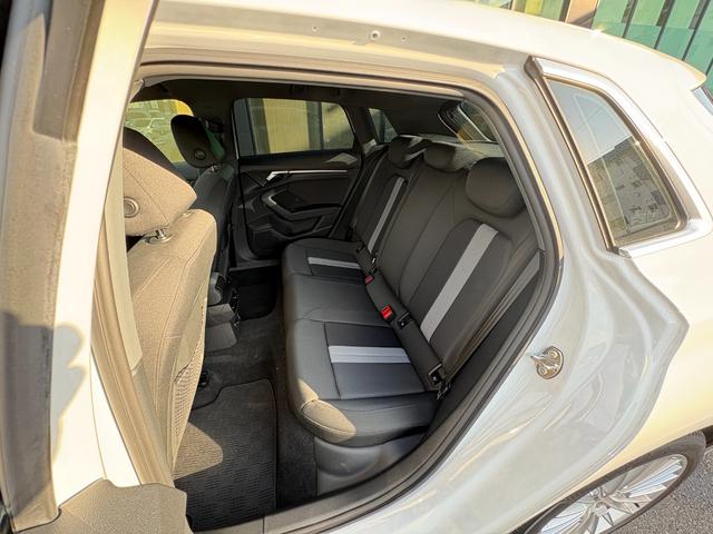 A3 スポーツバック 1stエディション 衝突軽減ブレーキ アダプティブクルーズコントロール 純正ナビTV AppleCarPlay バックカメラ クリアランスソナー LEDヘッドライト オートハイビーム アイドリングストップ シートヒーター(46枚目)