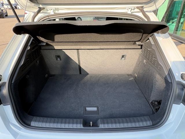 A3 スポーツバック 1stエディション 衝突軽減ブレーキ アダプティブクルーズコントロール 純正ナビTV AppleCarPlay バックカメラ クリアランスソナー LEDヘッドライト オートハイビーム アイドリングストップ シートヒーター(48枚目)