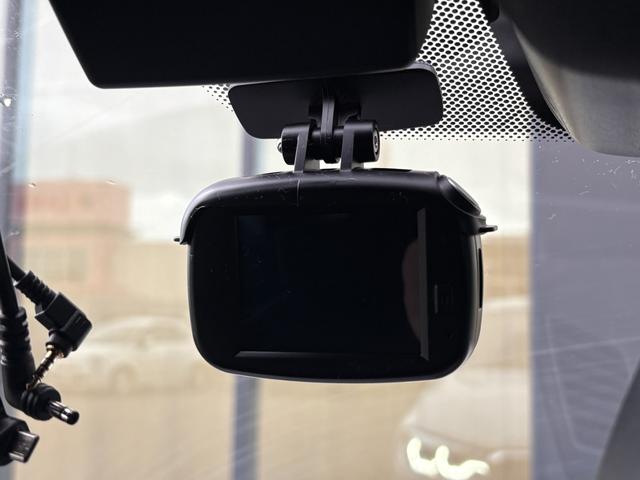 5シリーズ 523d xDrive Mスピリット 衝突軽減B アダプティブクルーズコントロール ブラインドスポット レーンキープ ナビ フルセグ AppleCarPlay 360カメラ クリアランスソナー オートトランク ヘッドアップディスプレイ(20枚目)