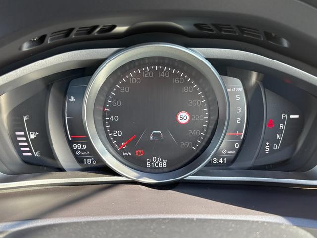 その他社外パーツの取り付けなど、カスタムもお請けいたします。特別なお車を更にアナタ色の１台に、当店のコーディネーターがプロとしてお客様と一緒にアドバイスさせていただきます。