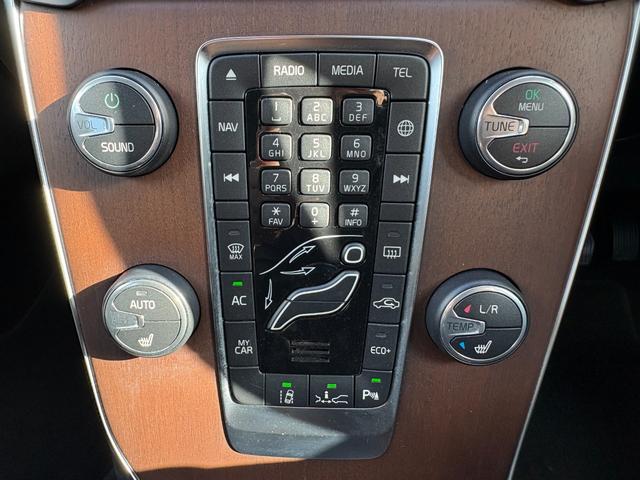 ＬＩＢＥＲＡＬＡでは６種類のコーヒーをご用意しております。コーヒーを飲みながら優雅にお車選びをしてみませんか？