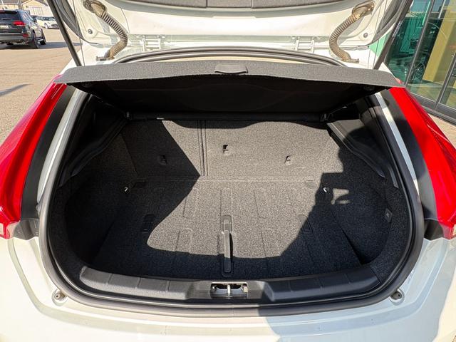 各ブランドによって違いが大きく御座います。その違いを感じながらお車選びをして頂けます。