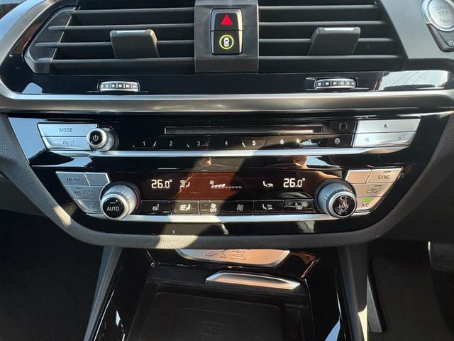 X3 xDrive 20d Mスポーツ イノベーションPKG ハイラインPKG 黒革シート シートヒーター ジェスチャーコントロール 衝突軽減ブレーキ アダプティブクルーズコントロール ブラインドスポットモニター 純正ナビTV 360カメラ(26枚目)