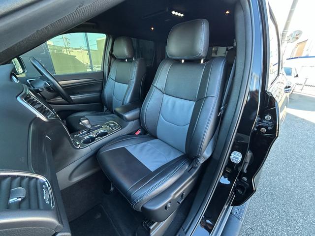 ジープ・グランドチェロキー アップランド 160台限定 黒革調シートカバー 純正ナビ AppleCarPlay バックカメラ フロントカメラ クリアランスソナー クルーズコントロール ヒルディセントコントロール フリップダウンモニター(41枚目)