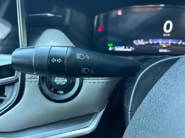 ジープ・コンパス リミテッド 黒革シート シートヒーターALPINEサウンド 衝突軽減ブレーキ アダプティブクルーズコントロール ブラインドスポットモニター 純ナビ CarPlay 360カメラ クリアランスソナー 電動リアゲート(14枚目)