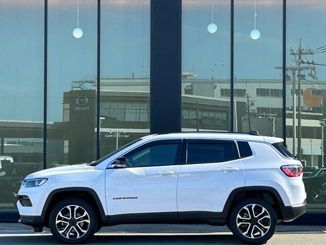 ジープ・コンパス リミテッド 黒革シート シートヒーターALPINEサウンド 衝突軽減ブレーキ アダプティブクルーズコントロール ブラインドスポットモニター 純ナビ CarPlay 360カメラ クリアランスソナー 電動リアゲート(53枚目)