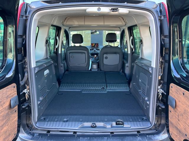 ＬＩＢＥＲＡＬＡのコンセプトは【五感で較べる】。皆様の感性を頼りにお車選びをされてみてはいかがでしょうか。