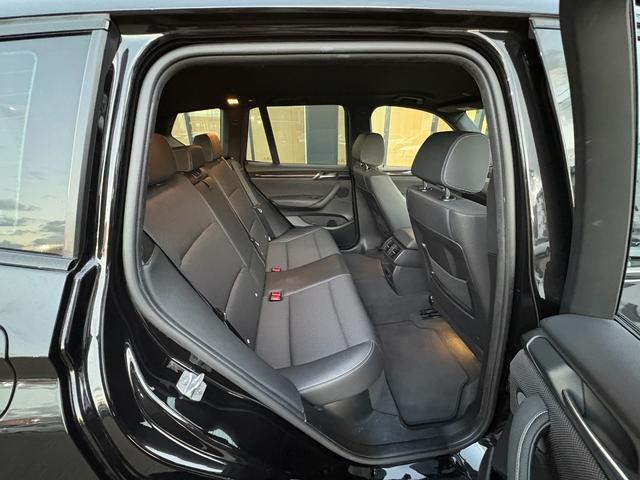 以前は、（株）ガリバーインターナショナルとして、黄色を基調として緑で書かれた看板を用い、店舗で買い取った車を、オークションに出品する中古車買い取り専門のビジネスをさせて頂いておりました。