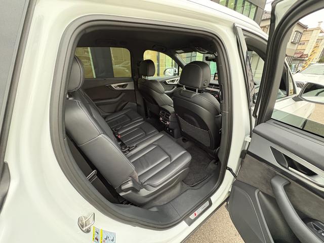 ＬＩＢＥＲＡＬＡ４１店舗は全て、（株）ＩＤＯＭ　直営店でございます。