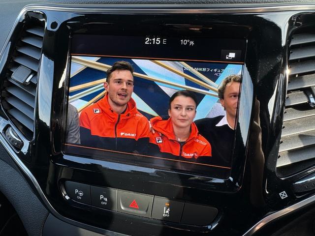 ジープ・チェロキー 80thアニバーサリーエディション 150台限定 サンルーフ 黒革 シートベンチレーション 衝突軽減ブレーキ アダプティブクルーズコントロール ブラインドスポットモニター 純正ナビ フルセグ バックカメラ クリアランスソナー(26枚目)