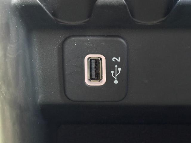 ジープ・チェロキー 80thアニバーサリーエディション 150台限定 サンルーフ 黒革 シートベンチレーション 衝突軽減ブレーキ アダプティブクルーズコントロール ブラインドスポットモニター 純正ナビ フルセグ バックカメラ クリアランスソナー(35枚目)