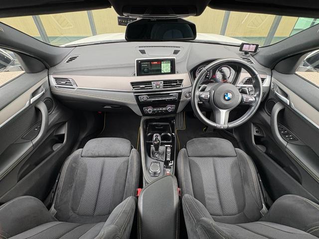 X2 xDrive 20i MスポーツX 純正ナビ バックカメラ クリアランスソナー オートマチックテールゲート フットトランクオープナー コンフォートアクセス スピードリミッター ヒルディセントコントロール ドライブレコーダー LEDライト(5枚目)