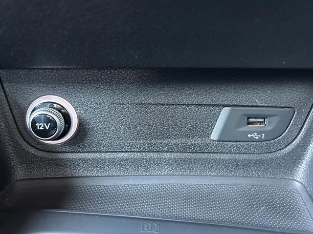 Q2 1.0TFSIスポーツ 衝突軽減ブレーキ アダプティブクルーズコントロール ブラインドスポットモニター 純正ナビ フルセグTV AppleCarPlay バックカメラ クリアランスソナー シートヒーター LEDヘッドライト(31枚目)