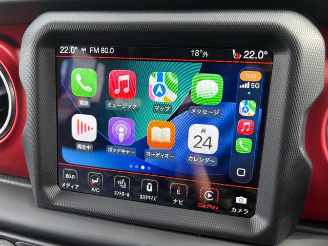 ジープ・ラングラーアンリミテッド ルビコン　黒革　シートヒーター　ＡＬＰＩＮＥスピーカー　衝突軽減Ｂ　アダプティブクルーズコントロール　ブラインドスポットモニター　純正ナビ　フルセグＴＶ　ＡｐｐｌｅＣａｒＰｌａｙ　バックカメラ　ルーフキャリアー（24枚目）