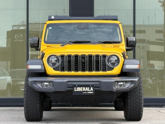 ジープ・ラングラーアンリミテッド ルビコン　黒革　シートヒーター　ＡＬＰＩＮＥスピーカー　衝突軽減Ｂ　アダプティブクルーズコントロール　ブラインドスポットモニター　純正ナビ　フルセグＴＶ　ＡｐｐｌｅＣａｒＰｌａｙ　バックカメラ　ルーフキャリアー（49枚目）