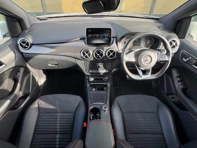 Bクラス B180 スポーツ 衝突軽減ブレーキ アダプティブクルーズコントロール ブラインドスポットモニター 純正ナビ フルセグTV バックカメラ クリアランスソナー LEDヘッドライト アンビエントライト シートヒーター(4枚目)