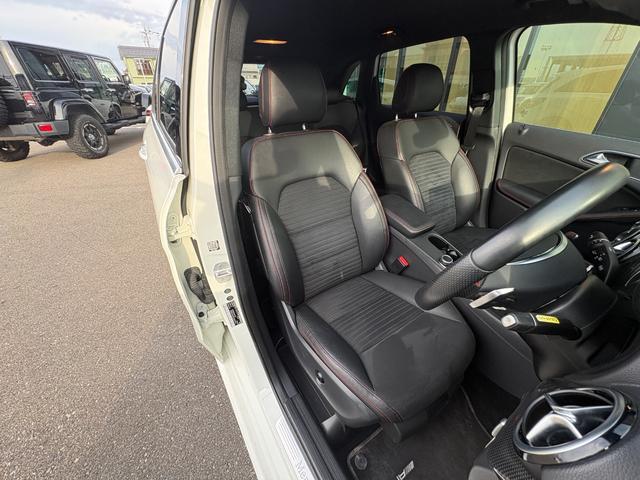 Bクラス B180 スポーツ 衝突軽減ブレーキ アダプティブクルーズコントロール ブラインドスポットモニター 純正ナビ フルセグTV バックカメラ クリアランスソナー LEDヘッドライト アンビエントライト シートヒーター(9枚目)