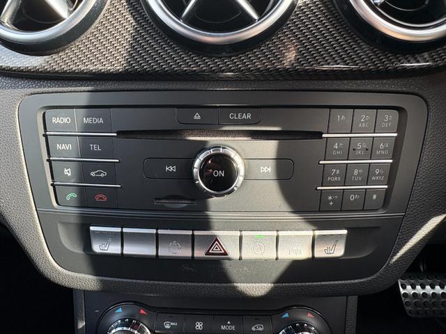 Bクラス B180 スポーツ 衝突軽減ブレーキ アダプティブクルーズコントロール ブラインドスポットモニター 純正ナビ フルセグTV バックカメラ クリアランスソナー LEDヘッドライト アンビエントライト シートヒーター(28枚目)