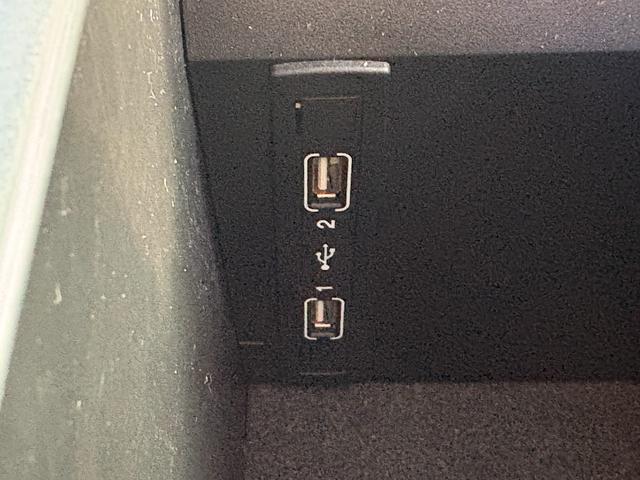 Bクラス B180 スポーツ 衝突軽減ブレーキ アダプティブクルーズコントロール ブラインドスポットモニター 純正ナビ フルセグTV バックカメラ クリアランスソナー LEDヘッドライト アンビエントライト シートヒーター(30枚目)