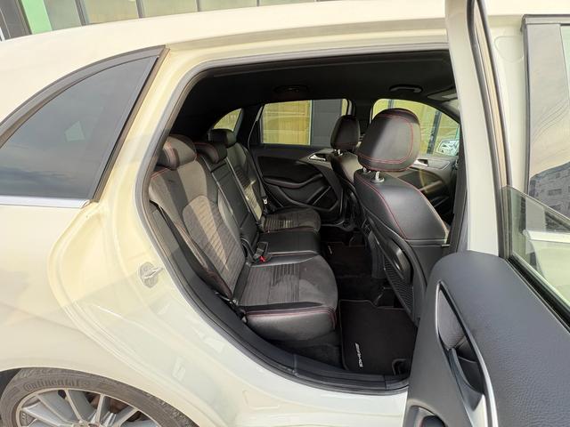 Bクラス B180 スポーツ 衝突軽減ブレーキ アダプティブクルーズコントロール ブラインドスポットモニター 純正ナビ フルセグTV バックカメラ クリアランスソナー LEDヘッドライト アンビエントライト シートヒーター(33枚目)