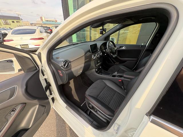 Bクラス B180 スポーツ 衝突軽減ブレーキ アダプティブクルーズコントロール ブラインドスポットモニター 純正ナビ フルセグTV バックカメラ クリアランスソナー LEDヘッドライト アンビエントライト シートヒーター(36枚目)