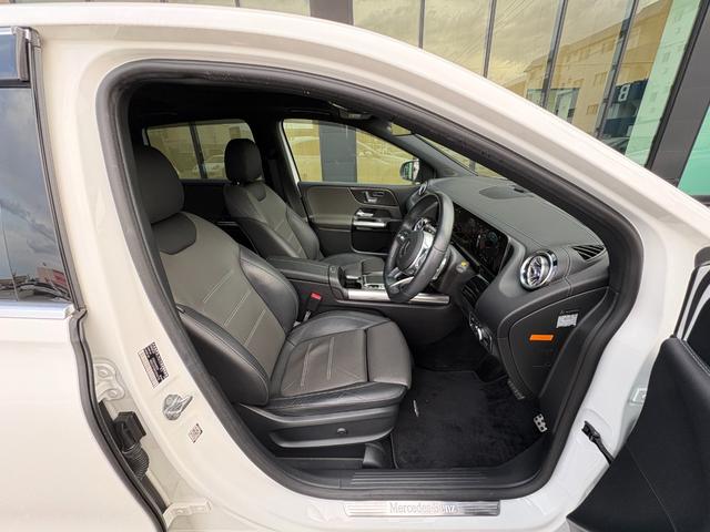 Ｂクラス Ｂ１８０　ＡＭＧレザーエクスクルーシブパッケージ　レザーエクスクルーシブＰ　黒革シート　シートヒーター　サンルーフ　ヘッドアップディスプレイ　アンビエントライト　衝突軽減ブレーキ　アダプティブクルーズコントロール　ブラインドスポットモニター　純正ナビ（7枚目）