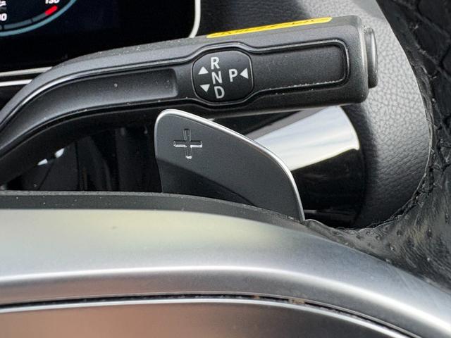 Ｂクラス Ｂ１８０　ＡＭＧレザーエクスクルーシブパッケージ　レザーエクスクルーシブＰ　黒革シート　シートヒーター　サンルーフ　ヘッドアップディスプレイ　アンビエントライト　衝突軽減ブレーキ　アダプティブクルーズコントロール　ブラインドスポットモニター　純正ナビ（16枚目）