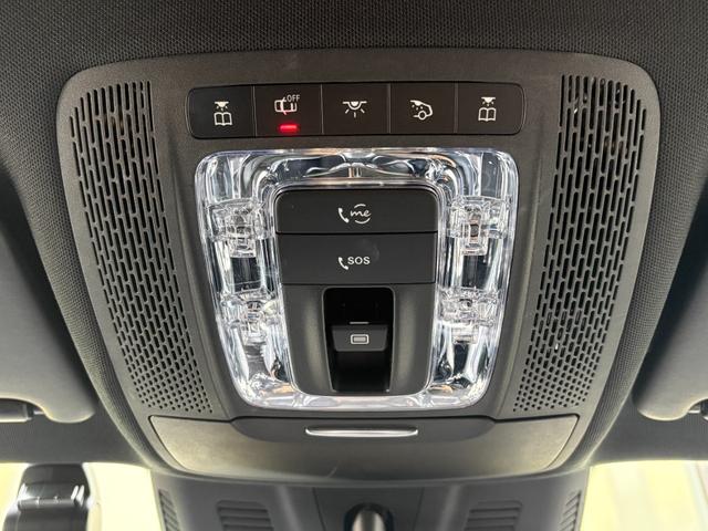 Ｂクラス Ｂ１８０　ＡＭＧレザーエクスクルーシブパッケージ　レザーエクスクルーシブＰ　黒革シート　シートヒーター　サンルーフ　ヘッドアップディスプレイ　アンビエントライト　衝突軽減ブレーキ　アダプティブクルーズコントロール　ブラインドスポットモニター　純正ナビ（24枚目）