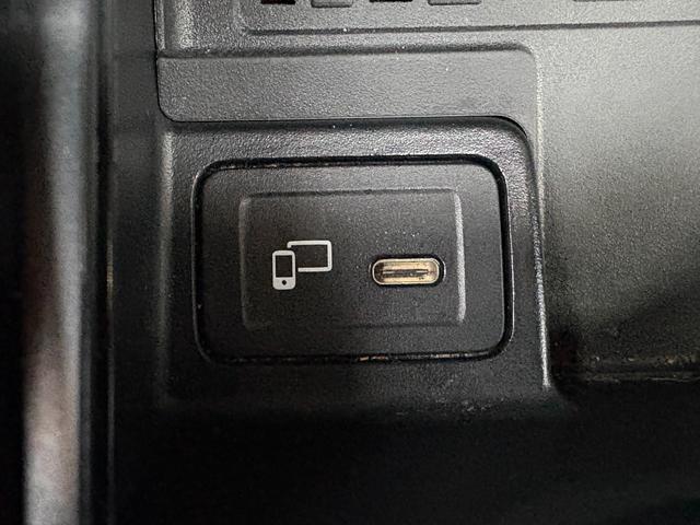 Ｂクラス Ｂ１８０　ＡＭＧレザーエクスクルーシブパッケージ　レザーエクスクルーシブＰ　黒革シート　シートヒーター　サンルーフ　ヘッドアップディスプレイ　アンビエントライト　衝突軽減ブレーキ　アダプティブクルーズコントロール　ブラインドスポットモニター　純正ナビ（36枚目）