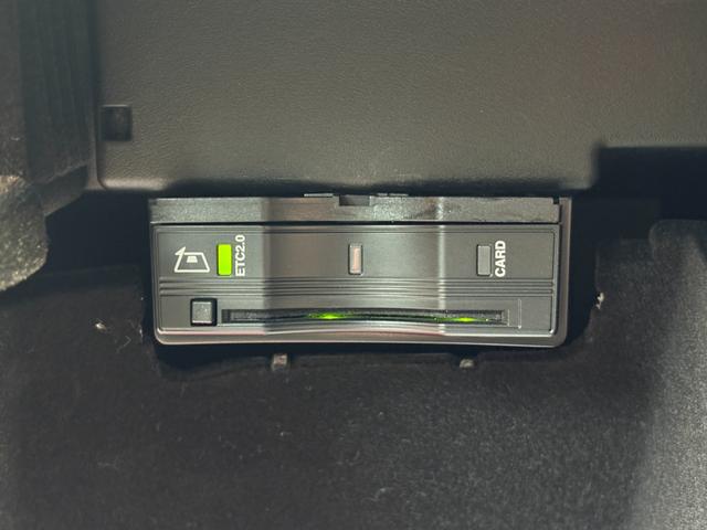 Ｂクラス Ｂ１８０　ＡＭＧレザーエクスクルーシブパッケージ　レザーエクスクルーシブＰ　黒革シート　シートヒーター　サンルーフ　ヘッドアップディスプレイ　アンビエントライト　衝突軽減ブレーキ　アダプティブクルーズコントロール　ブラインドスポットモニター　純正ナビ（38枚目）