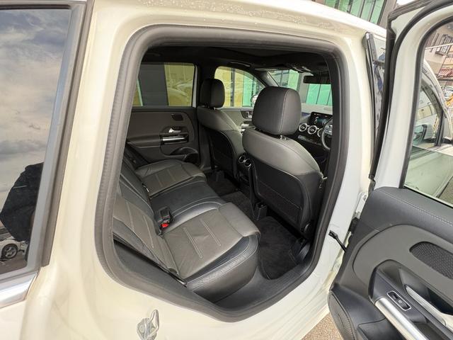 Ｂクラス Ｂ１８０　ＡＭＧレザーエクスクルーシブパッケージ　レザーエクスクルーシブＰ　黒革シート　シートヒーター　サンルーフ　ヘッドアップディスプレイ　アンビエントライト　衝突軽減ブレーキ　アダプティブクルーズコントロール　ブラインドスポットモニター　純正ナビ（40枚目）