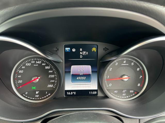 その他社外パーツの取り付けなど、カスタムもお請けいたします。特別なお車を更にアナタ色の１台に、当店のコーディネーターがプロとしてお客様と一緒にアドバイスさせていただきます。