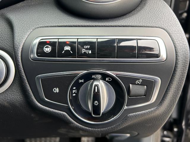 ＬＩＢＥＲＡＬＡではガリバーグループのネットワークを駆使し、全国から選りすぐりのプレミアムカーだけをご用意してお客様のご来店をお待ちしております。