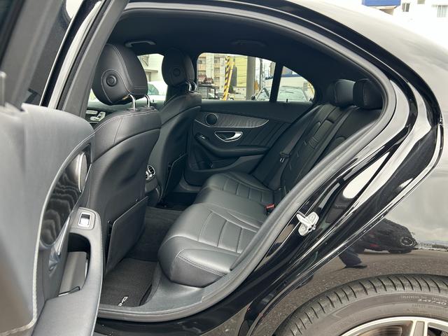 ４１店舗、地域に密着した在庫展示を行なっております。その店舗でしか展示されないお車もございますので、お客様にとってお気に入りの店舗が見つかるかもしれません