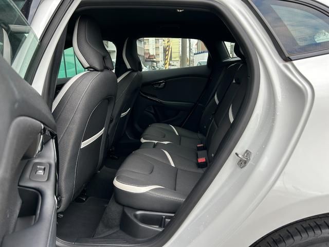 各店舗、各都道府県ごとに提携する専門工場が整備されています。遠方のお客様でも安心してご購入いただけます。