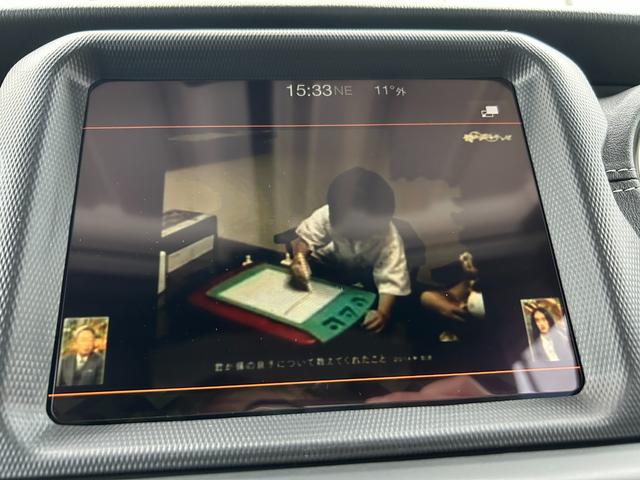 ジープ・ラングラーアンリミテッド サハラ　黒革シート　シートヒーター　ステアリングヒーター　衝突軽減ブレーキアダプティブクルーズコントロール　ブラインドスポットモニター　純正ナビ　フルセグＴＶ　ＡｐｐｌｅＣａｒＰｌａｙ　バックカメラ（19枚目）