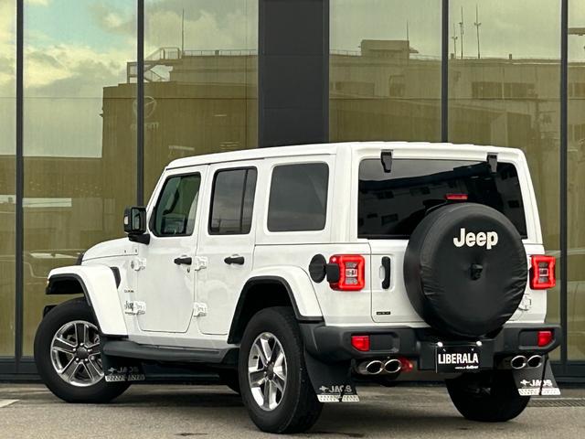 ジープ・ラングラーアンリミテッド サハラ　黒革シート　シートヒーター　ステアリングヒーター　衝突軽減ブレーキアダプティブクルーズコントロール　ブラインドスポットモニター　純正ナビ　フルセグＴＶ　ＡｐｐｌｅＣａｒＰｌａｙ　バックカメラ（53枚目）