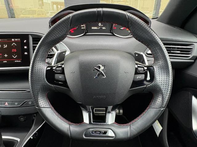 ３０８ ＧＴ　ブルーＨＤｉ　衝突軽減ブレーキ　クルーズコントロール　ブラインドスポットモニター　純正ディスプレイオーディオ　　Ｂｌｕｅｔｏｏｔｈ　バックカメラ　クリアランスソナー　ＬＥＤヘッドライト　オートハイビーム　スマートキ（10枚目）