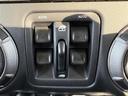 スポーツ　４ＷＤ　純正サイドステップ　ＭＤチェンジャー　サンルーフ　ドライブレコーダー　ＥＴＣ　シガーソケット　純正タイヤ１７インチ　取り扱い説明書　保証書　Ｗエアバッグ（13枚目）