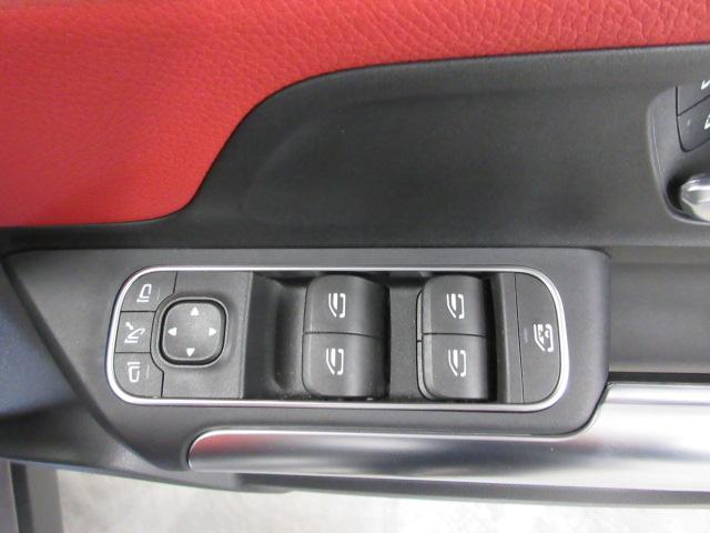 GLAクラス GLA35 4マチック AMGパフォーマンスパッケージ AMGアドバンスドパッケージ Bluetooth接続 ETC LEDヘッドライト TV アイドリングストップ クルーズコントロール コネクテッド機能 サイドカメラ(8枚目)