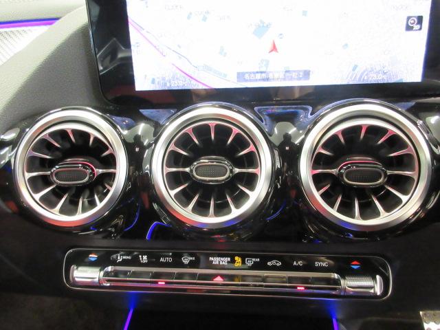 GLAクラス GLA35 4マチック AMGパフォーマンスパッケージ AMGアドバンスドパッケージ Bluetooth接続 ETC LEDヘッドライト TV アイドリングストップ クルーズコントロール コネクテッド機能 サイドカメラ(13枚目)